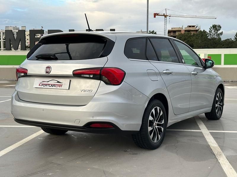 Usado Fiat Tipo Mirror 95 HP (69 kW) 2021 Cinza Carrinha