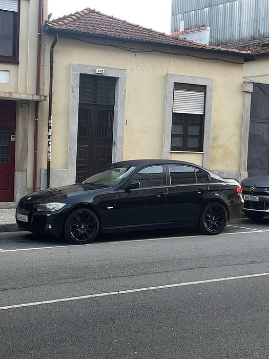 Usado 2008 BMW 320 Sedan | € 7.000 (Preço justo) - Imagem 1/4