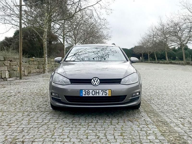 Usado 2014 VW Golf VII Sedan | € 8.900 (Bom preço) - Imagem 1/4