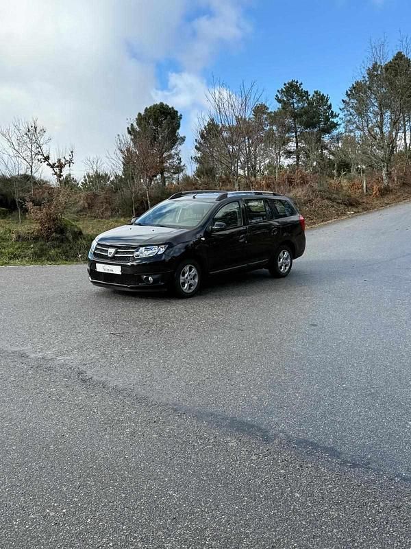 Preto Usado 2016 Dacia Logan Sedan | € 8.000 (Preço justo) - Imagem 1/4