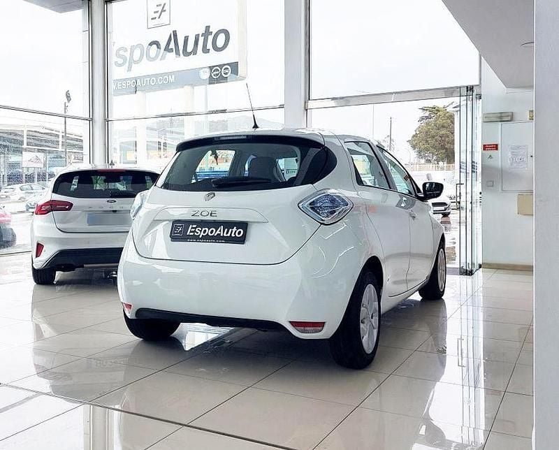 Usado Renault Zoe Life 64 kW (88 HP) 2018 Branco Citadino