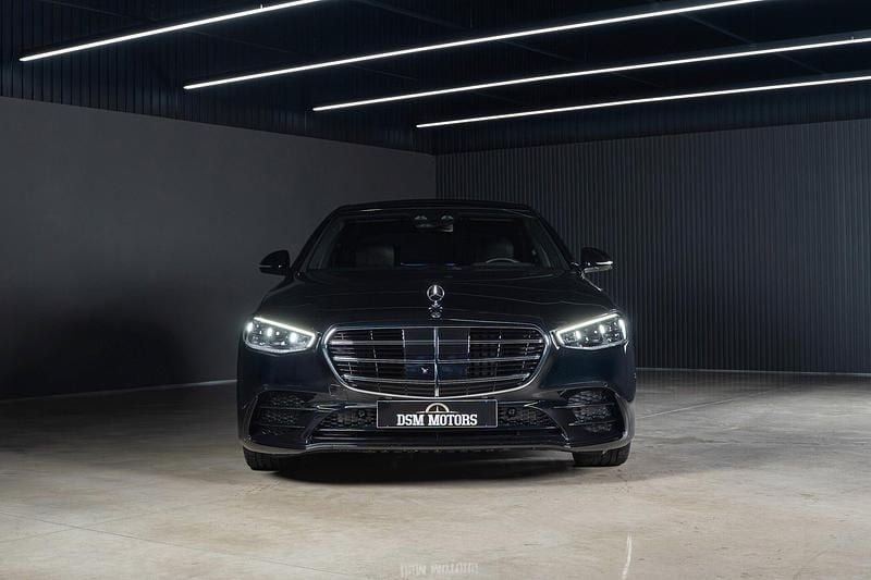 Usado Mercedes S580 510 HP (375 kW) 2024 Preto Sedan