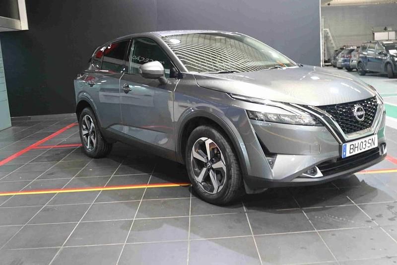 Preto Usado 2024 Nissan Qashqai N-Connecta SUV | € 29.990 (Preço elevado) - Imagem 1/4
