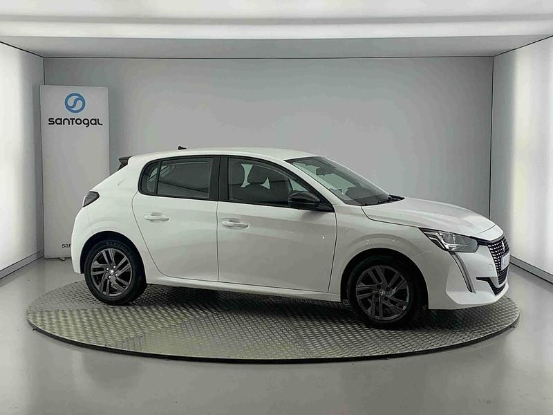 Branco Usado 2022 Peugeot 208 Active Citadino | € 14.800 (Preço justo) - Imagem 1/4
