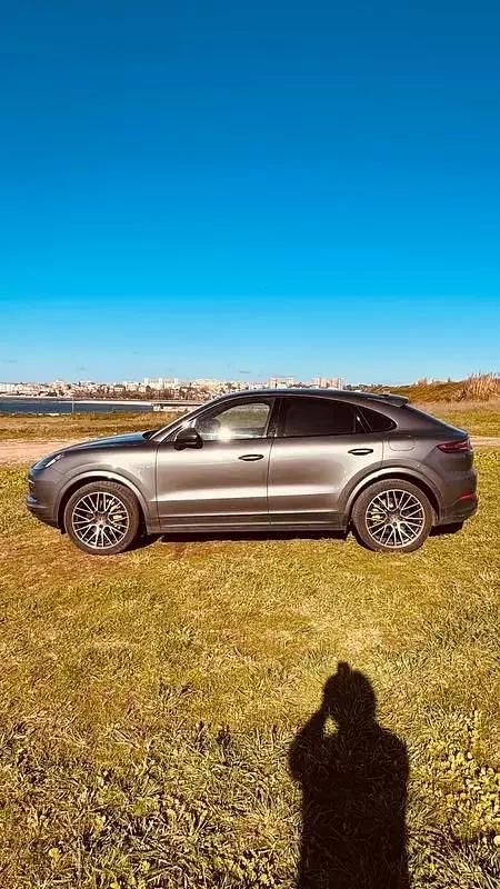 Usado Porsche Cayenne Platinum Edition 462 HP (339 kW) 2019 Cinzento SUV