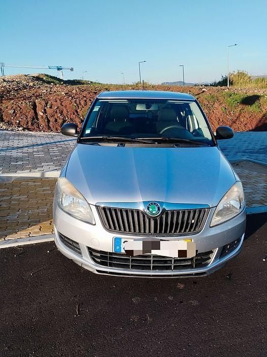 Usado 2012 Skoda Fabia Sedan | € 5.200 - Imagem 1/4