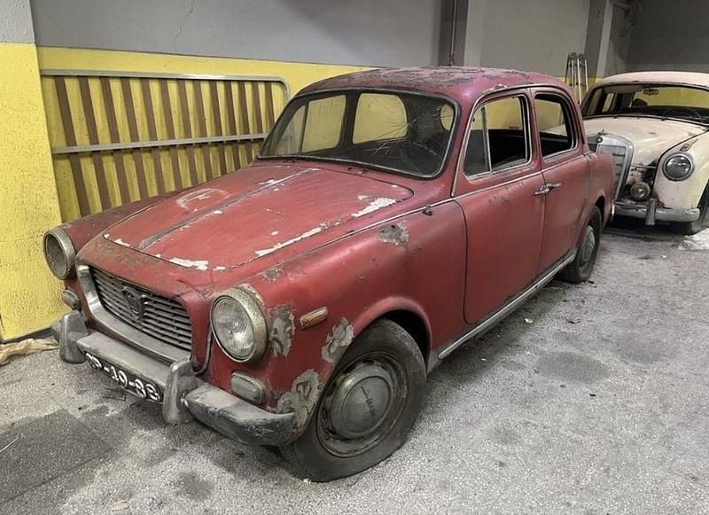 Usado Lancia Appia 46 HP (33 kW) 1960 Sedan