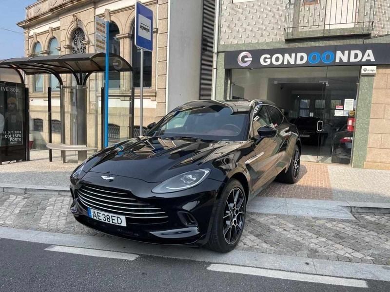Preto Usado 2020 Aston Martin DBX SUV | € 167.500 - Imagem 1/4