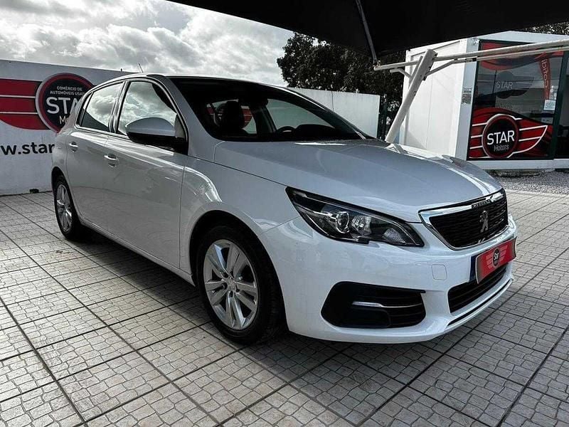 Branco Usado 2019 Peugeot 308 Active | € 13.450 (Bom preço) - Imagem 1/4