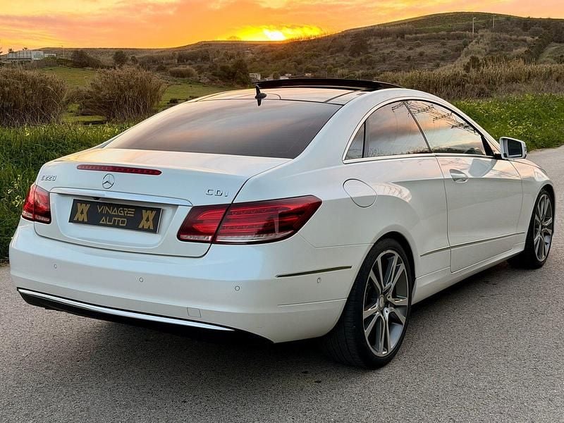 Usado Mercedes E220 170 HP (125 kW) 2014 Branco Coupé