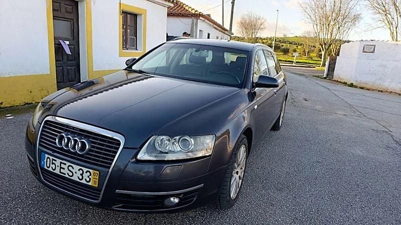 Usado Audi A6 180 HP (132 kW) 2007 Sedan