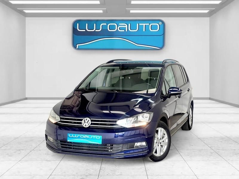 Usado VW Touran 115 HP (84 kW) 2020 Azul Monovolume