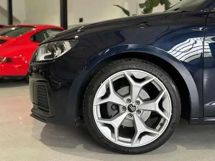 Usado Audi A1 Sportback S-Line 81 HP (59 kW) 2020 Preto Citadino