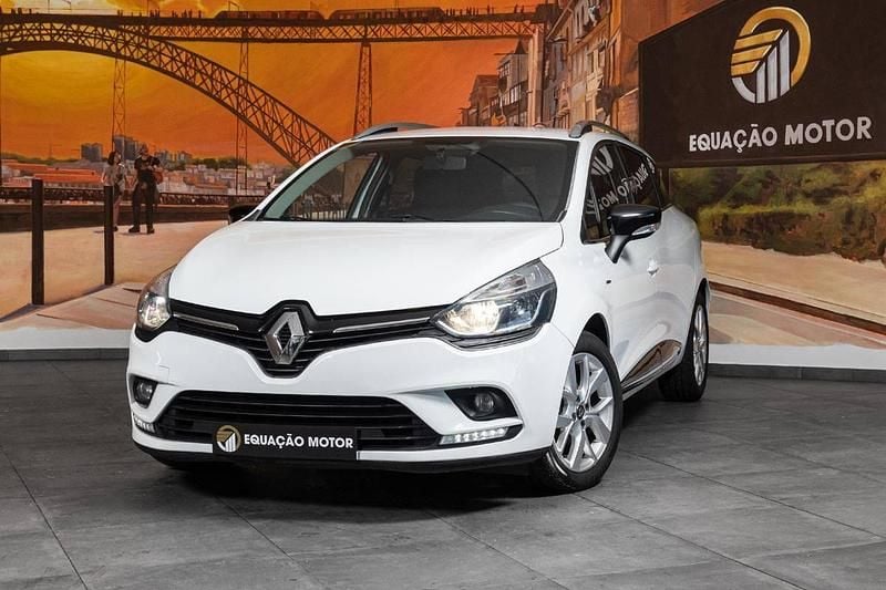 Usado Renault Clio IV 90 HP (66 kW) 2018 Branco Carrinha