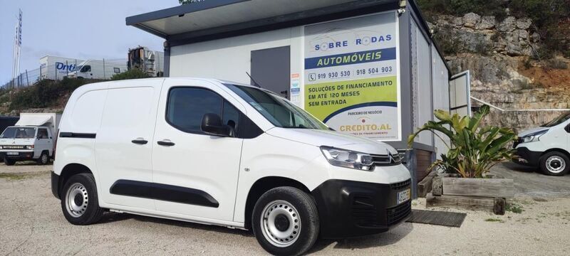 Branco Usado 2019 Citroën Berlingo Monovolume | € 13.900 (Preço elevado) - Imagem 1/4
