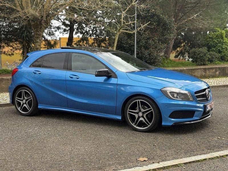 Usado Mercedes A180 AMG 109 HP (80 kW) 2015 Sedan