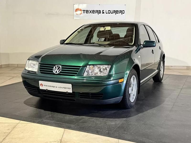 Verde Usado 2000 VW Jetta Trendline Sedan | € 7.000 - Imagem 1/4