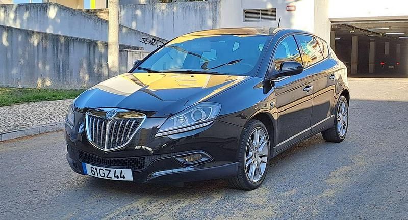 Usado 2008 Lancia Delta Sedan | € 3.750 (Preço justo) - Imagem 1/4