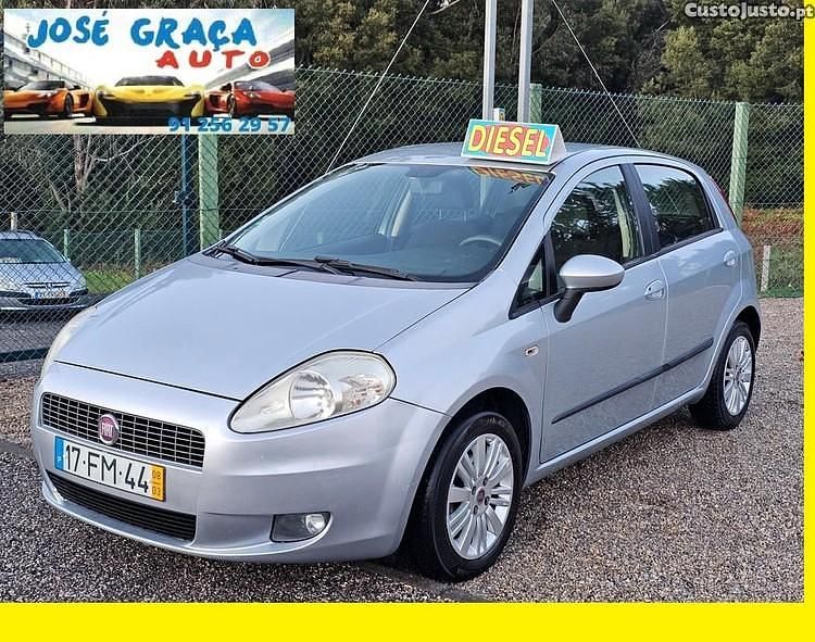 Cinza Usado 2008 Fiat Punto Citadino | € 3.750 (Preço justo) - Imagem 1/1