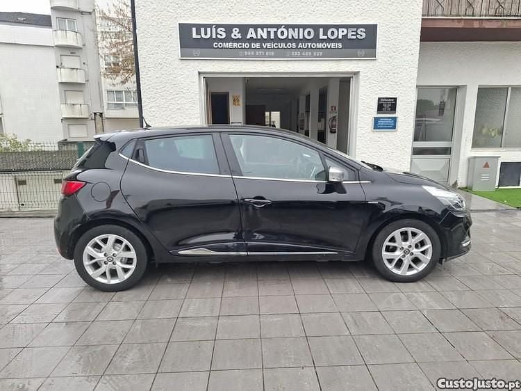 Preto Usado 2019 Renault Clio IV LIMITED Citadino | € 13.000 (Bom preço) - Imagem 1/1