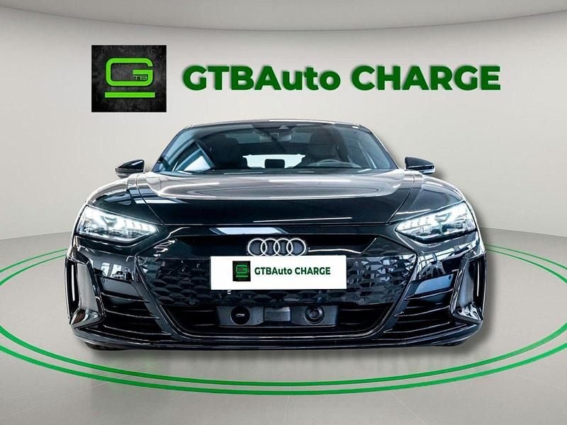 Preto Usado 2023 Audi e-tron GT quattro Ambiente Sedan | € 73.900 - Imagem 1/4