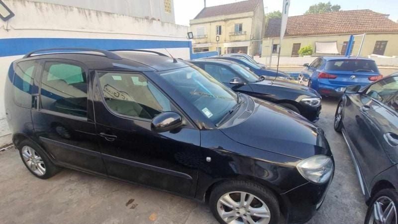 Preto Usado 2007 Skoda Roomster Carrinha | € 4.600 - Imagem 1/4