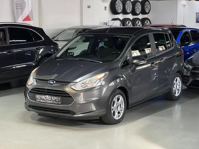 Cinzento Usado 2017 Ford B-MAX Trend Monovolume | € 9.990 - Imagem 1/4