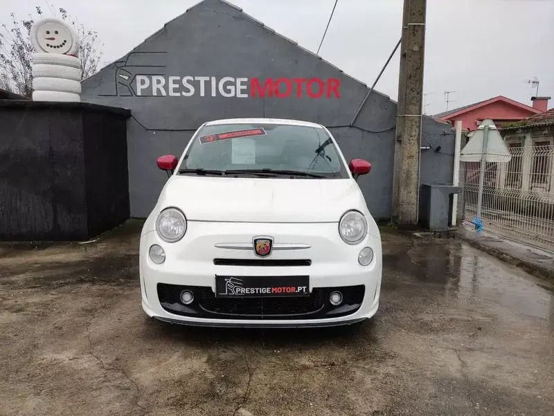Usado Fiat 500 Abarth 140 HP (102 kW) 2009 Branco pérola Citadino
