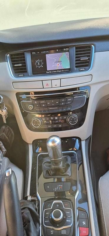 Usado Peugeot 508 114 HP (83 kW) 2015 Preto Carrinha