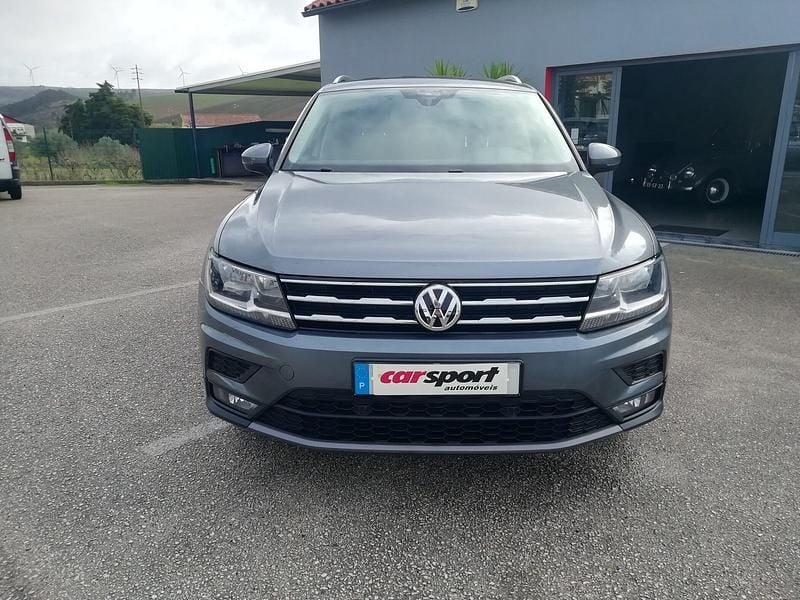 Usado VW Tiguan 150 HP (110 kW) 2021 Cinza SUV