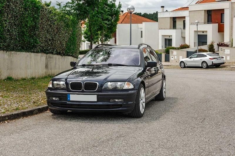 Usado 2000 BMW 320 Sport Line Carrinha | € 5.400 (Preço justo) - Imagem 1/4