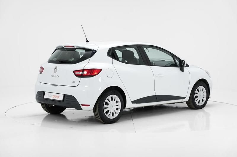 Usado Renault Clio IV Zen 75 HP (55 kW) 2017 Branco