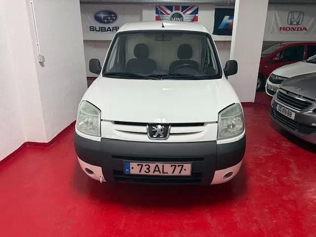 Branco Usado 2005 Peugeot Partner Van | € 4.250 - Imagem 1/4