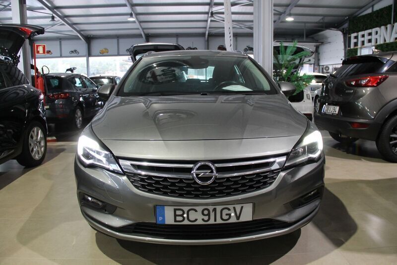 Antracite Usado 2019 Opel Astra Business Carrinha | € 14.000 (Preço justo) - Imagem 1/4