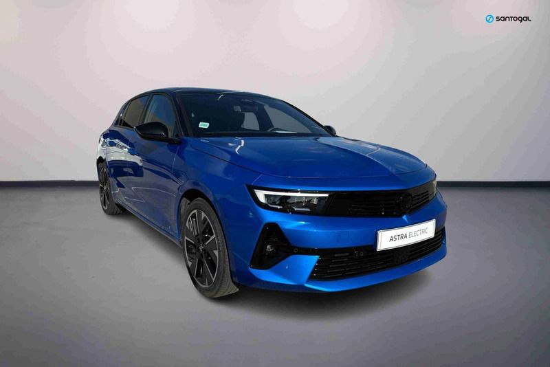 Azul Novo 2024 Opel Astra Citadino | € 36.000 (Preço justo) - Imagem 1/4