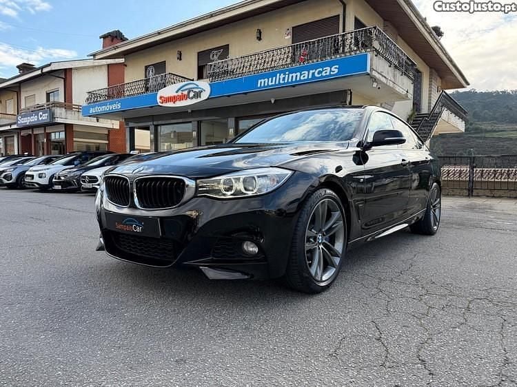 Preto Usado 2015 BMW 318 Citadino | € 16.990 (Super Preço) - Imagem 1/1