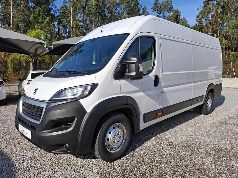 Branco Usado 2015 Peugeot Boxer Van | € 19.250 (Preço justo) - Imagem 1/4