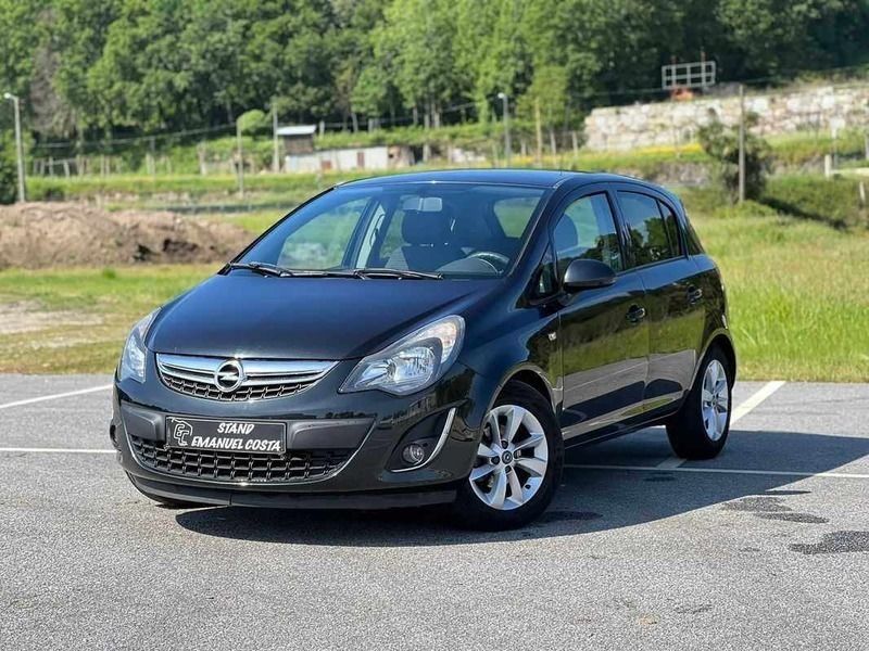 Cinzento Usado 2014 Opel Corsa Dynamic | € 9.990 (Caro) - Imagem 1/4