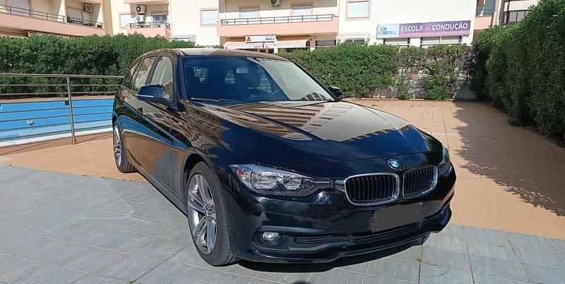 Preto Usado 2017 BMW 320 | € 17.500 (Super Preço) - Imagem 1/4