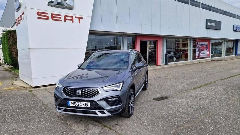 Cinza Usado 2025 Seat Ateca Xperience SUV | € 38.490 (Caro) - Imagem 1/4