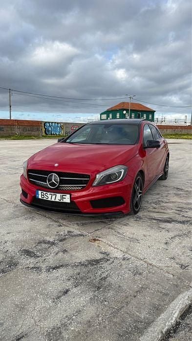 Usado Mercedes A180 AMG 116 HP (85 kW) 2013 Sedan