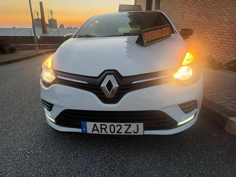 Usado Renault Clio IV 75 HP (55 kW) 2018 Branco