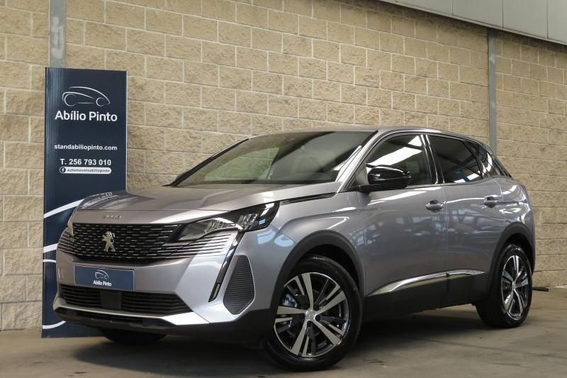 Cinzento Usado 2024 Peugeot 3008 SUV | € 28.750 (Preço justo) - Imagem 1/4