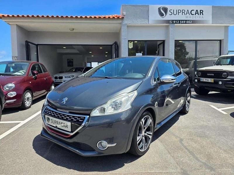 Cinzento Usado 2013 Peugeot 208 Citadino | € 13.990 (Caro) - Imagem 1/4