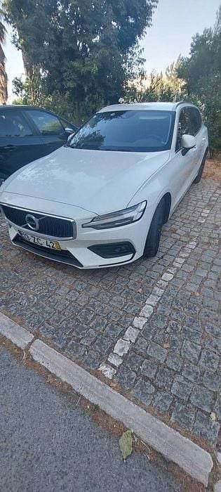 Usado 2019 Volvo V60 Carrinha | € 22.000 (Bom preço) - Imagem 1/4