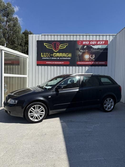 Azul Usado 2003 Audi A4 S-Line Sedan | € 4.750 (Bom preço) - Imagem 1/4
