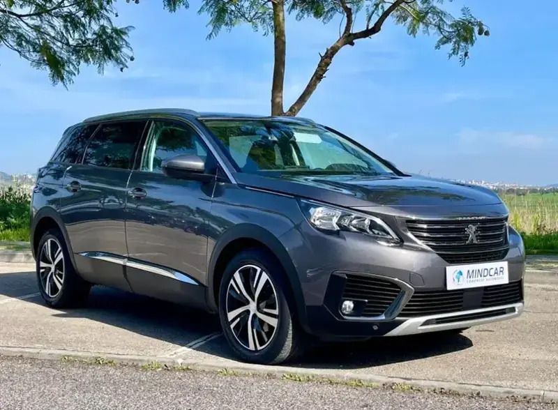 Cinza Usado 2019 Peugeot 5008 Allure Monovolume | € 20.980 (Preço elevado) - Imagem 1/4