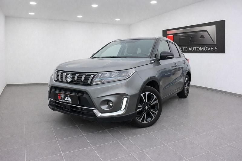 Antracite Usado 2021 Suzuki Vitara | € 15.900 - Imagem 1/4