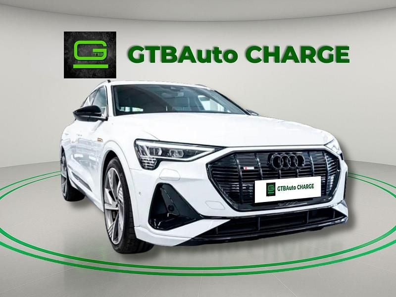 Branco Usado 2023 Audi e-tron GT quattro S-Line Sedan | € 49.900 - Imagem 1/4