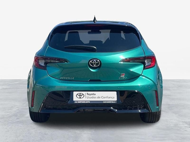 Usado Toyota Corolla Sport 140 HP (102 kW) 2025 Verde (pintura metalizada)